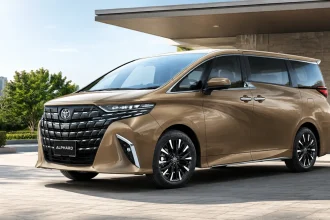 Skip The Innova For This Luxurious Japanese 7-Seater