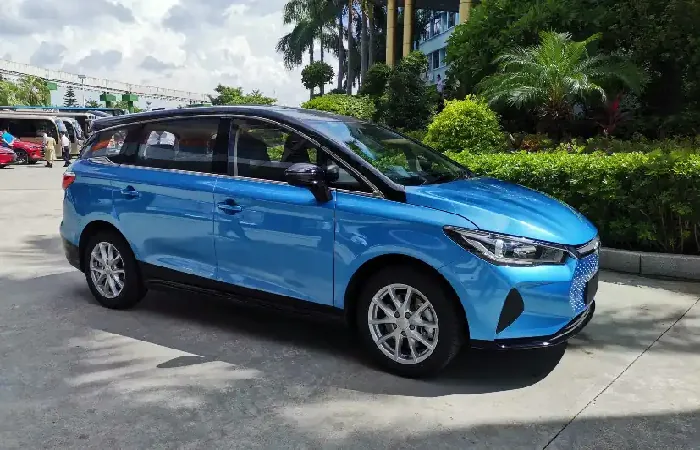 Byd E6