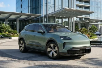Porsche Cayenne EV India ₹1.77 Cr, Specs & Buying Guide